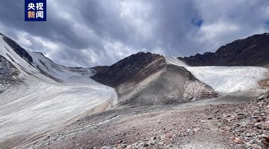 八月飘雪！新疆乌鲁木齐发布8月暴雪蓝色预警