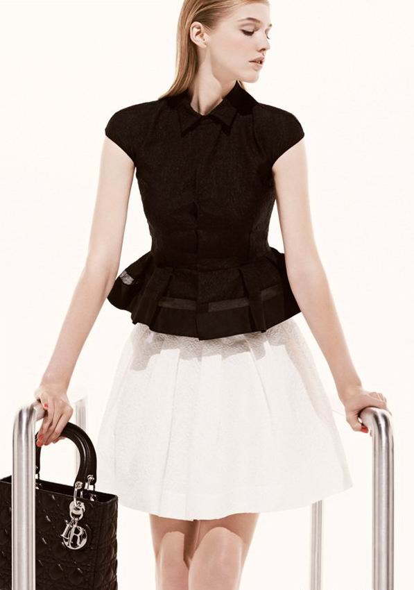 <a target='_blank' style='color: #666666;' href='http://brand.fengsung.com/dior/' >Dior</a> Christian 2013早春度假系列
