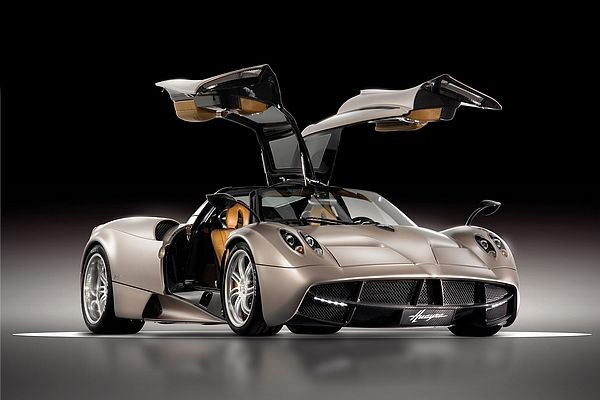 Pagani Huayra 开启北美销售首部曲