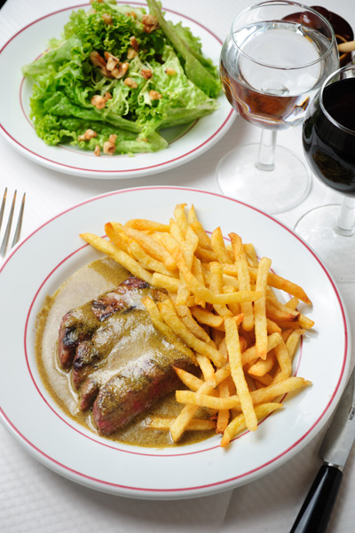 法国风情小酒馆全新轻型法式牛扒午餐体验
