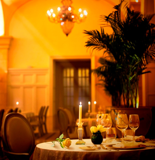 北京饭店莱佛士家安餐厅尊享法式大餐与社交盛宴