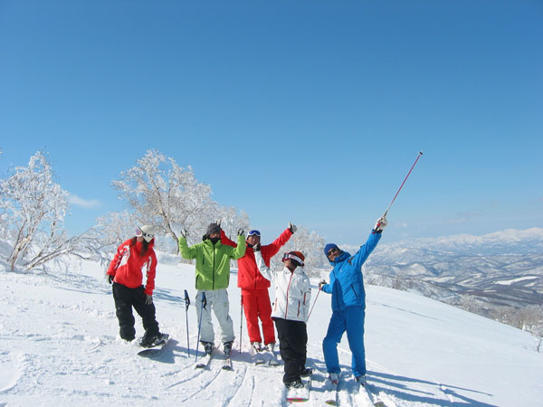 畅滑雪国 北海道滑雪温泉尽享冬季欢乐