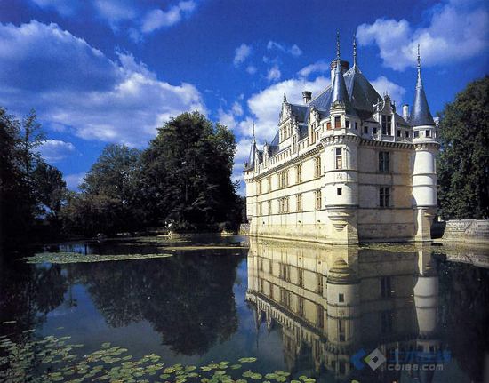 法国阿塞勒李杜城堡