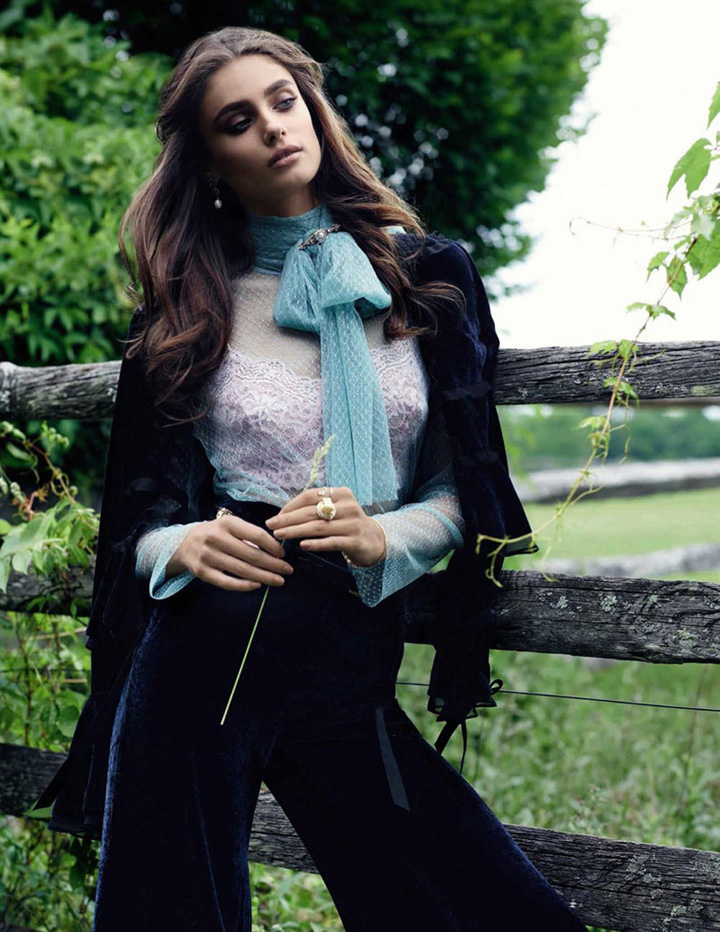 Taylor Hill《Vogue》西班牙版2015年9月号
