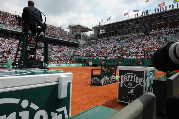 Perrier 推出法国网球公开赛限量版瓶身