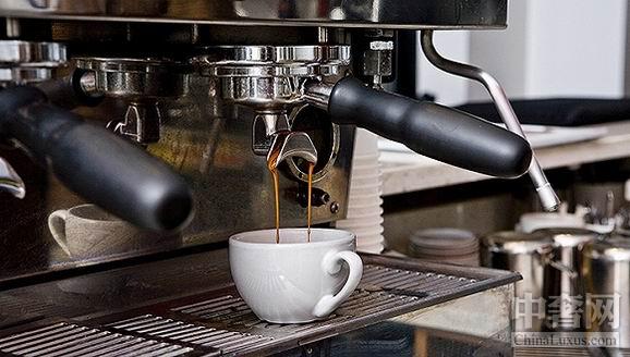 喝咖啡新高度 一台售价6000美元的咖啡机