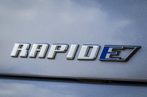阿斯顿·马丁发布RapideE 纯电动车型