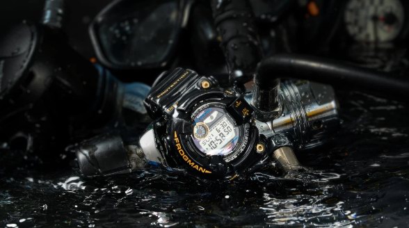 重塑经典，怒海争锋！G-SHOCK蛙人30周年款破浪新生