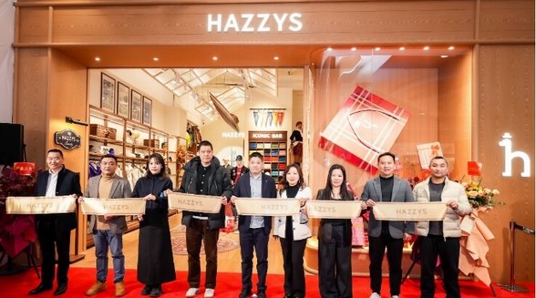 HAZZYS全国首家SOCIETY概念店启幕英韵新章