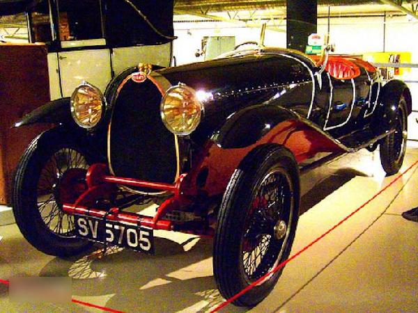 布加迪Bugatti经典车型欣赏:奢侈大牌到速度之王