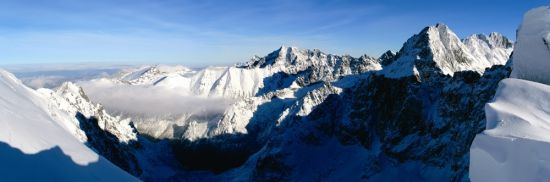 美丽的雪山连绵